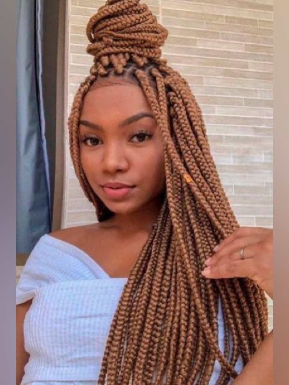 Light Brown Synthetic Hair Braids - Pack of 8